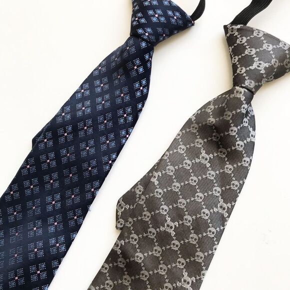 H&M set of 2 elastic ties EUC  fits like  2-4Y - Picture 2 of 2